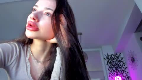 Snapshot of irenevon chatting on February 26, 2025, 5:42 am Ir s room online show from February 26, 2025, 5:42 am
