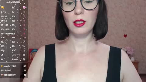 Snapshot of irenlarasani chatting on February 26, 2025, 9:32 am IrenLarasani online show from February 26, 2025, 9:32 am