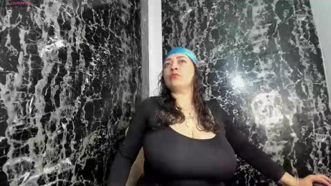 Irenne Wilson Online 0700 to 1400 gmt-5 online show from November 13, 2025, 12:37 pm