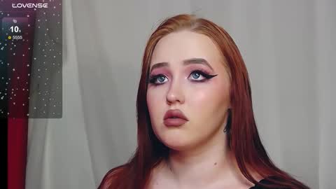 Snapshot of irinaart chatting on December 18, 2025, 12:17 am Irina online show from December 18, 2025, 12:17 am