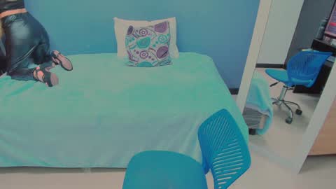 irina online show from December 16, 2024, 3:30 am