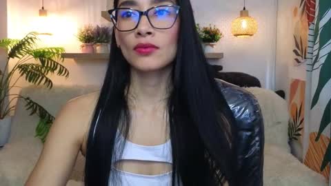 Snapshot of iris_cam_ chatting on February 12, 2026, 2:56 pm iris online show from February 12, 2026, 2:56 pm