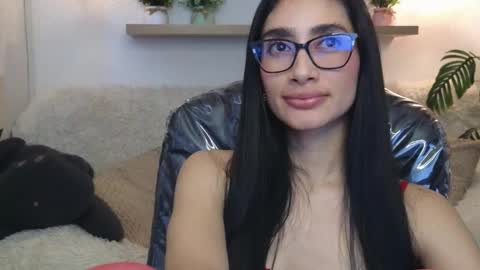 Snapshot of iris_cam_ chatting on March 12, 2026, 2:56 pm iris online show from March 12, 2026, 2:56 pm