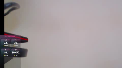 Snapshot of iris_caprice chatting on December 23, 2025, 1:58 am Instagram iris caprice online show from December 23, 2025, 1:58 am