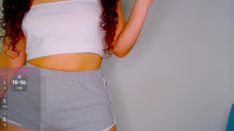 Snapshot of iris_caprice chatting on February 4, 2026, 3:12 am Instagram iris caprice online show from February 4, 2026, 3:12 am