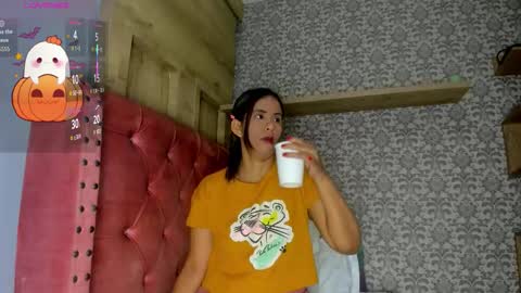 Hot Charlotte  online show from October 23, 2025, 11:53 am