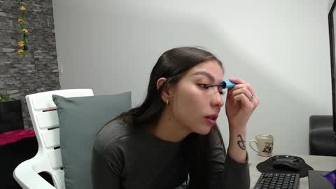 Snapshot of iris_joi chatting on January 24, 2025, 3:11 am Iirs online show from January 24, 2025, 3:11 am