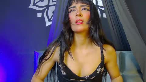 Iris Komatsu online show from May 23, 2026, 10:36 pm