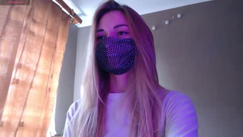 Snapshot of iris_lave chatting on September 10, 2025, 2:28 pm Lily online show from September 10, 2025, 2:28 pm