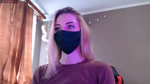 Lily online show from November 13, 2025, 12:04 pm