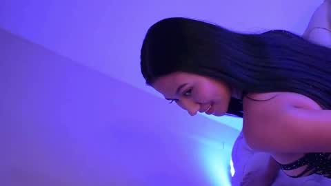 Snapshot of iris_thompson chatting on February 23, 2025, 6:45 pm Iris online show from February 23, 2025, 6:45 pm