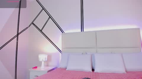 Iris online show from March 24, 2026, 4:28 am