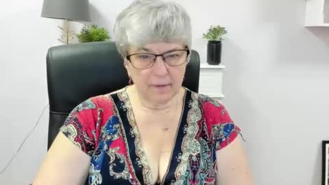 I R I S online show from July 7, 2026, 7:09 am