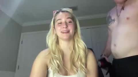 Irispink1 online show from February 10, 2026, 1:21 am