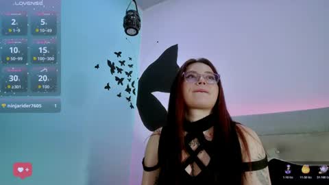 iriss_cardenas online show from June 30, 2026, 9:05 pm