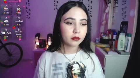 Snapshot of iriss_sky chatting on February 10, 2026, 5:22 am Iris online show from February 10, 2026, 5:22 am