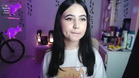 Snapshot of iriss_sky chatting on February 18, 2026, 3:24 am Iris online show from February 18, 2026, 3:24 am