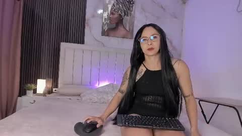 irisxrose online show from June 18, 2026, 12:20 pm