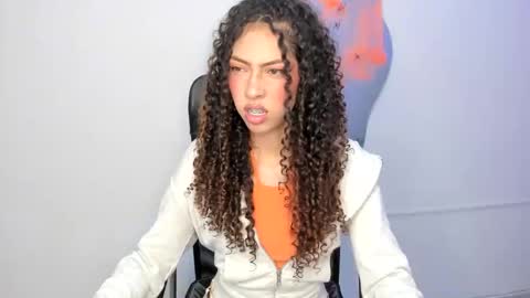 Snapshot of irix_moon chatting on October 8, 2025, 3:48 am irix_moon online show from October 8, 2025, 3:48 am