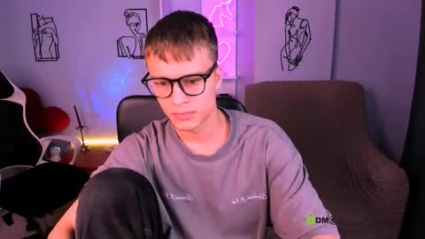Snapshot of iron_fang1 chatting on October 9, 2025, 8:12 am iron online show from October 9, 2025, 8:12 am