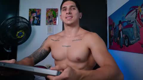 Snapshot of ironflex1 chatting on December 15, 2025, 7:40 pm Jake online show from December 15, 2025, 7:40 pm