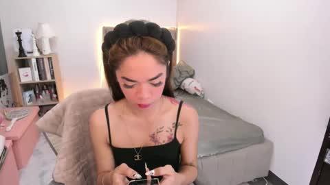 Kylie Babaeng di para sa lahat online show from January 14, 2025, 4:57 am