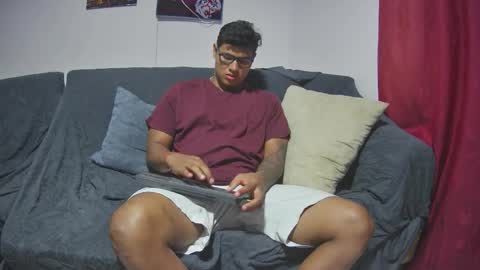 Snapshot of ironvelour chatting on February 12, 2026, 3:45 am ironvelour online show from February 12, 2026, 3:45 am