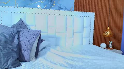 Snapshot of irresistiblemilf chatting on February 19, 2025, 3:16 pm Sandy online show from February 19, 2025, 3:16 pm