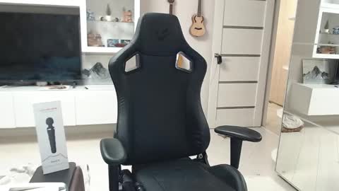 Snapshot of irwi_tomboy chatting on December 14, 2024, 11:12 pm Irwi Tomboy online show from December 14, 2024, 11:12 pm