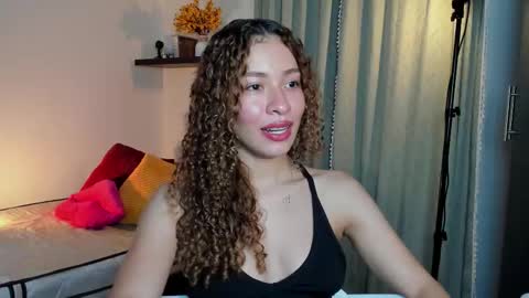 isa_____ online show from October 18, 2025, 1:52 am