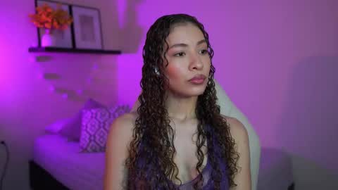 isa_____ online show from February 17, 2026, 1:35 am