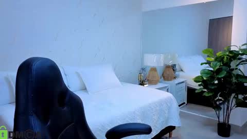 ISA online show from November 11, 2025, 4:12 am