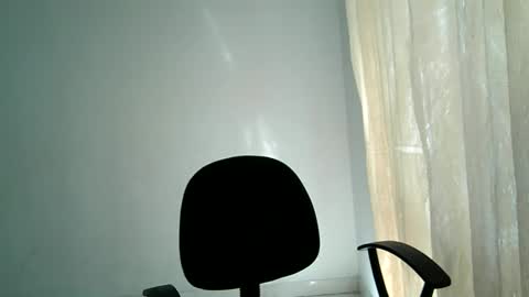 isa_bellaxx23 online show from September 21, 2025, 7:15 pm