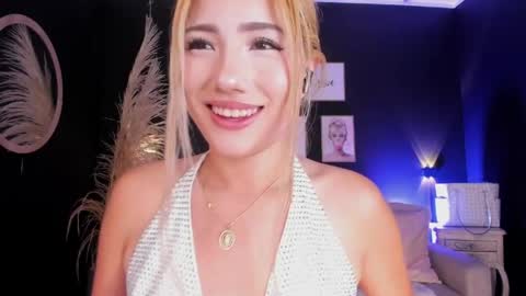 Isa Cortes  online show from May 14, 2026, 2:57 pm