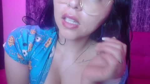 Snapshot of isa_crazy chatting on May 9, 2026, 8:52 am Rachel online show from May 9, 2026, 8:52 am