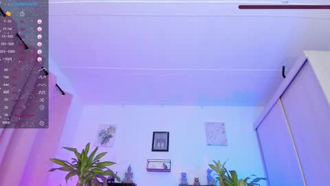 Snapshot of isa_greey chatting on March 8, 2025, 10:56 pm isabella online show from March 8, 2025, 10:56 pm