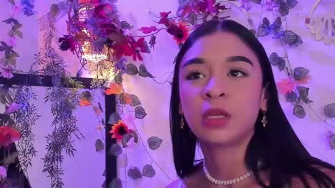 Isabella        online show from December 14, 2024, 3:40 am