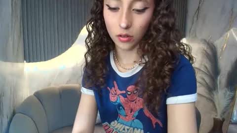 Snapshot of isa_r chatting on September 27, 2025, 3:22 am isa_r online show from September 27, 2025, 3:22 am