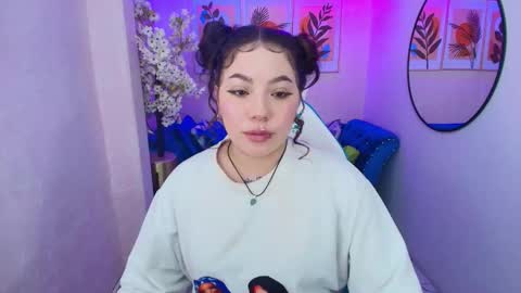 Snapshot of isa_reel chatting on October 10, 2025, 8:08 pm ISA online show from October 10, 2025, 8:08 pm