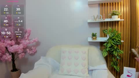Snapshot of isa_sexy4u chatting on October 7, 2025, 9:56 pm ISA online show from October 7, 2025, 9:56 pm