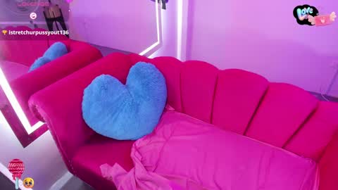 Snapshot of isa_t18 chatting on January 29, 2025, 6:12 am isabella online show from January 29, 2025, 6:12 am