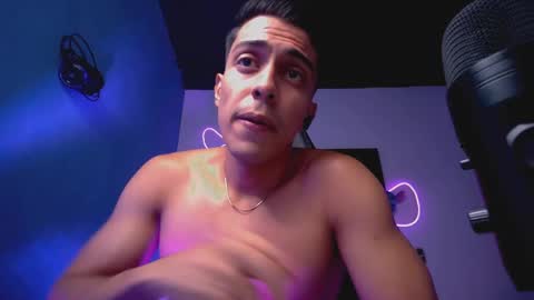 Snapshot of isaac279 chatting on December 24, 2024, 2:43 am isaac279 online show from December 24, 2024, 2:43 am