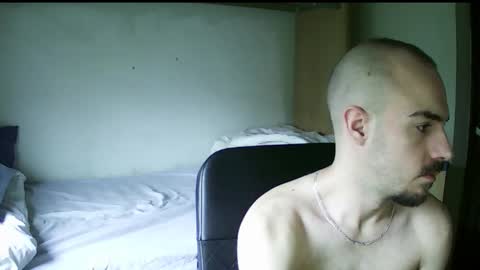Snapshot of isaac99c chatting on September 28, 2025, 2:55 pm Isaac99c online show from September 28, 2025, 2:55 pm