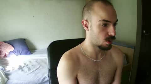 Snapshot of isaac99c chatting on October 7, 2025, 8:11 am Isaac99c online show from October 7, 2025, 8:11 am