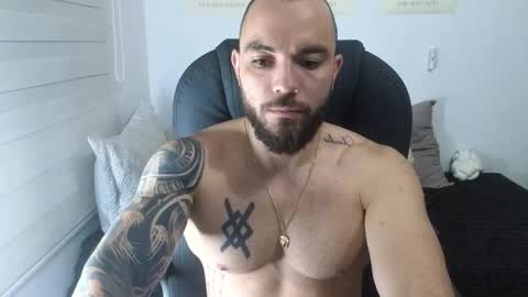 Isaac carter online show from October 23, 2025, 10:58 am