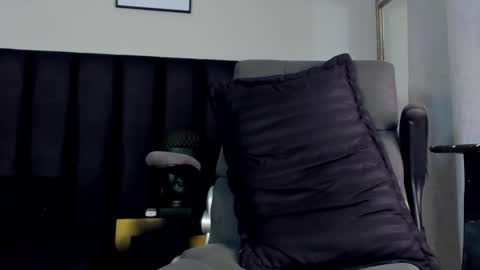 isaac_cryston online show from March 2, 2025, 10:38 pm