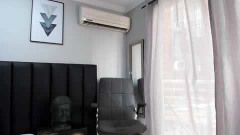 isaac_cryston online show from March 7, 2025, 8:44 pm