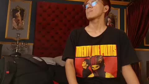 Snapshot of isaac_grimm chatting on December 18, 2025, 3:01 am isaac_grimm online show from December 18, 2025, 3:01 am