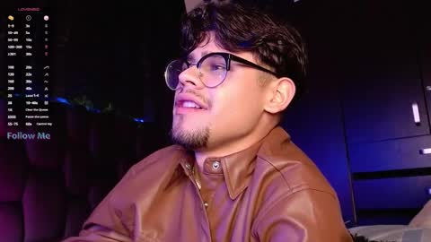 Snapshot of isaac_saenz chatting on December 15, 2024, 12:51 am Isaac Saenz. online show from December 15, 2024, 12:51 am