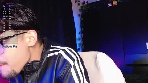 Snapshot of isaac_saenz chatting on December 18, 2024, 11:40 pm Isaac Saenz. online show from December 18, 2024, 11:40 pm